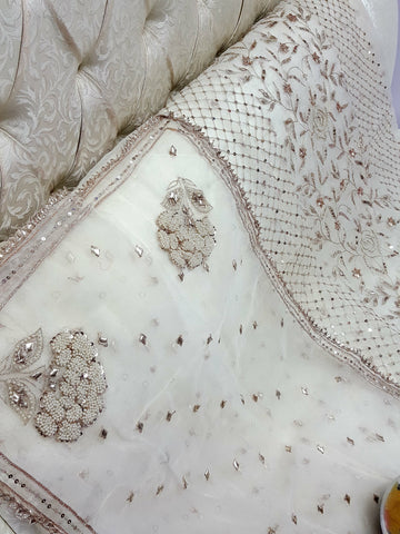 Swarovski Pearl's with Aari & Sequence & Special Lcd Rose Gold Gotta Work

2Pc Shirt & Duppata